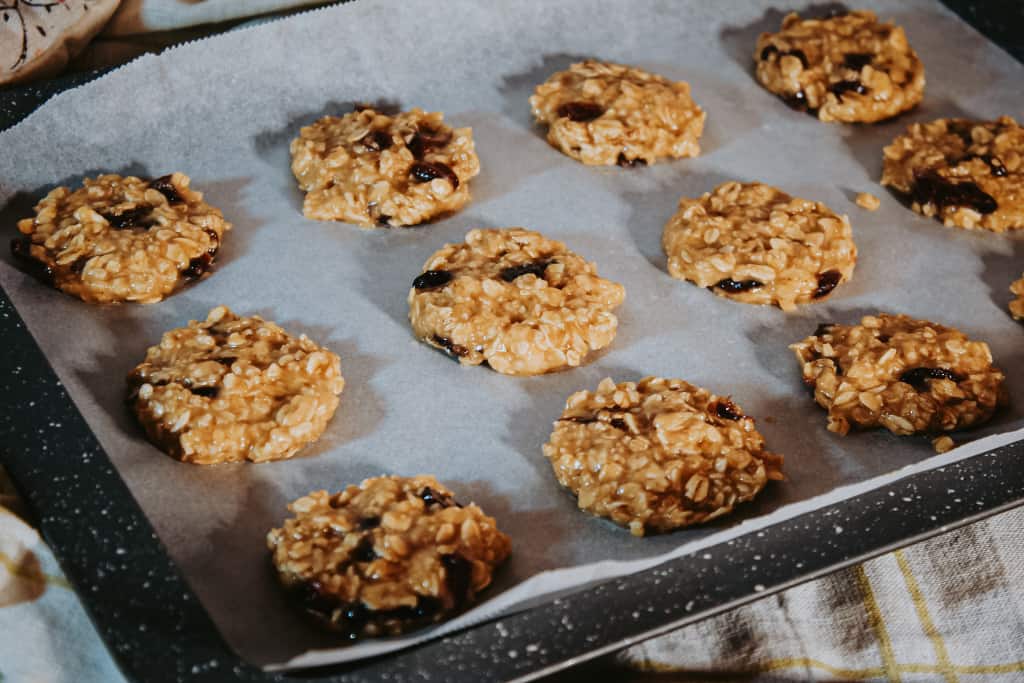 Preparazione_biscotti_di_avena_light